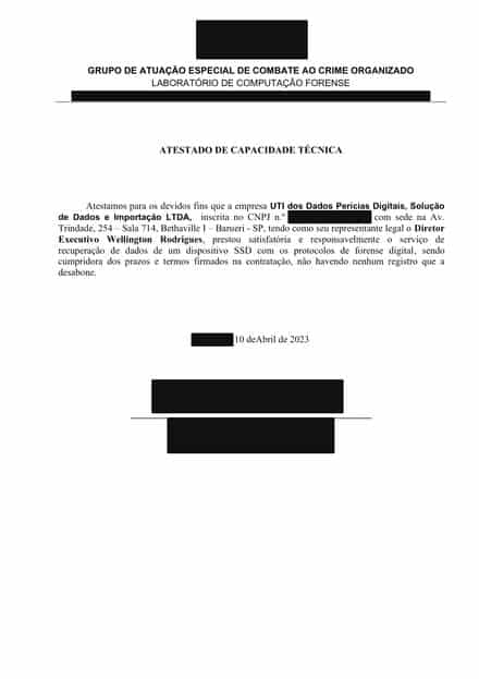 Atestado de capacidade técnica (Ministério Público estadual), com os dados do emitente ocultados por tarjas